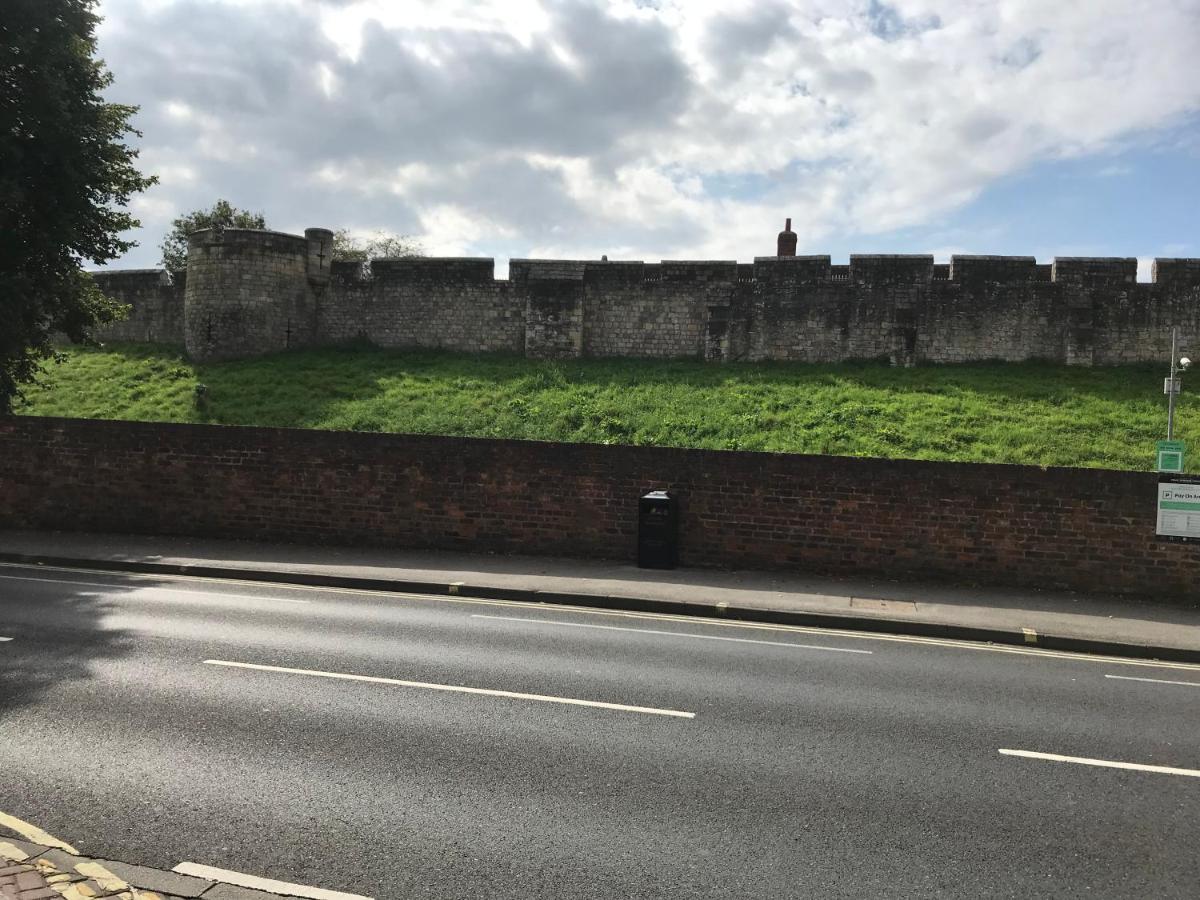 Cloisters Walk Holiday home York